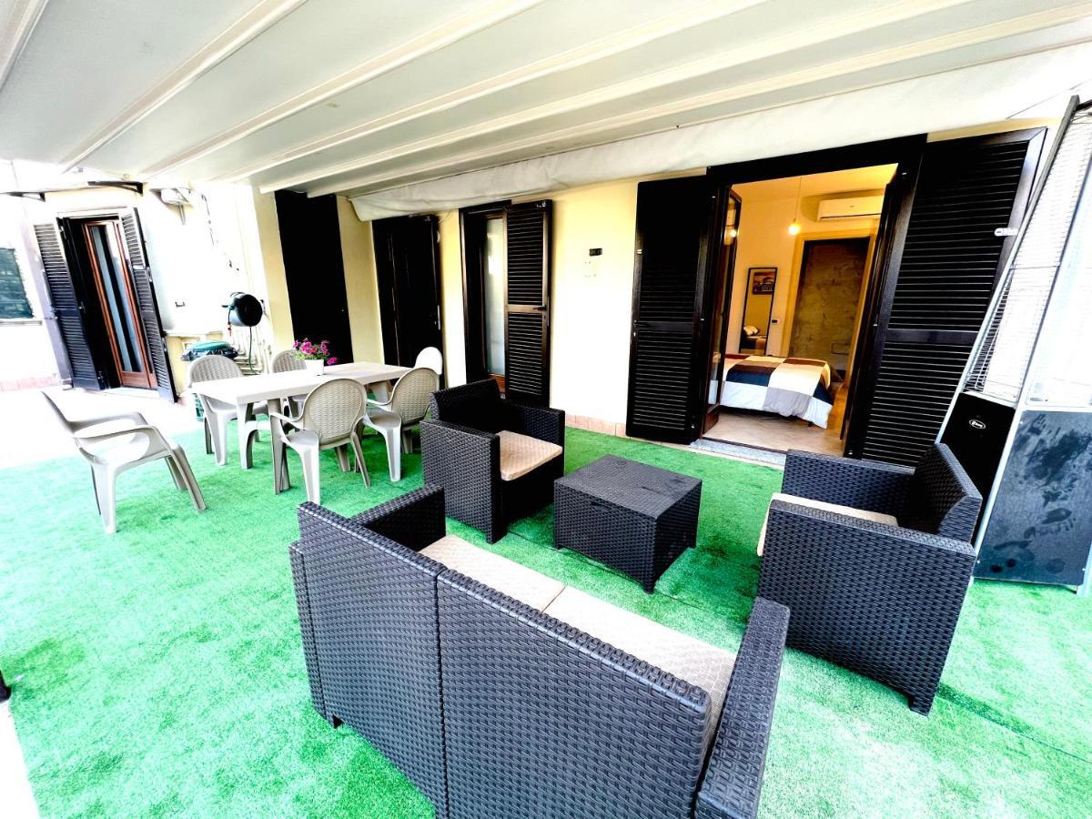 Ferienwohnung House Of Mola Neapel Exterior foto